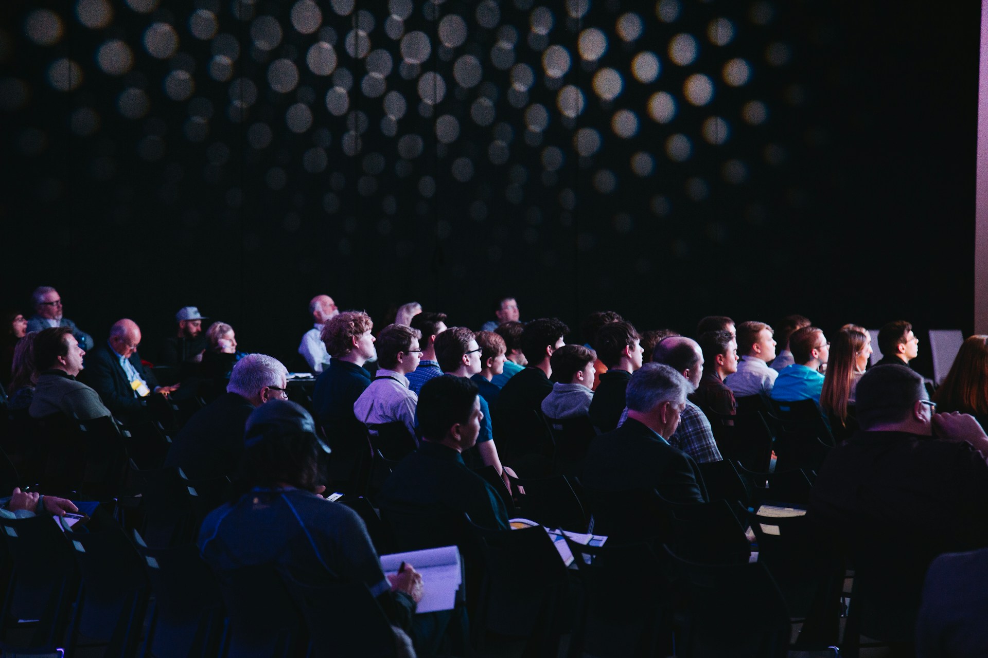 Tech Summits & Enterprise Conferences